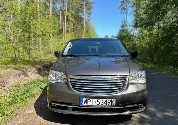 Chrysler Town &amp; Country cena 66000 przebieg: 243931, rok produkcji 2015 z Ostróda małe 137